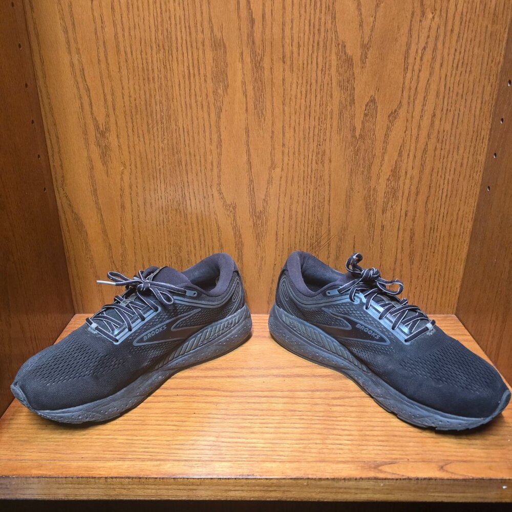 Brooks Beast GTS 23 (Right shoe Sz 10.5 4E)(Left shoe Sz 11 4E) Running Shoes - Picture 4 of 10